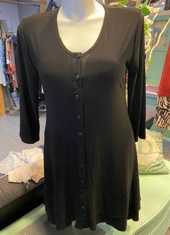 3/4 Sleeved Black Dress with Ruffled Hem